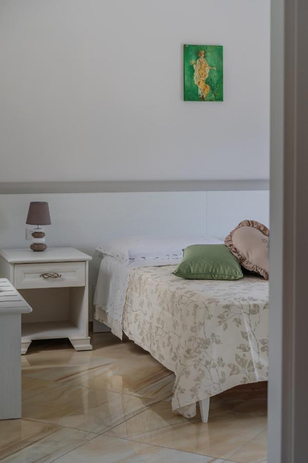Stabiaeflor Apartment Кастеламаре ди Стабия Екстериор снимка